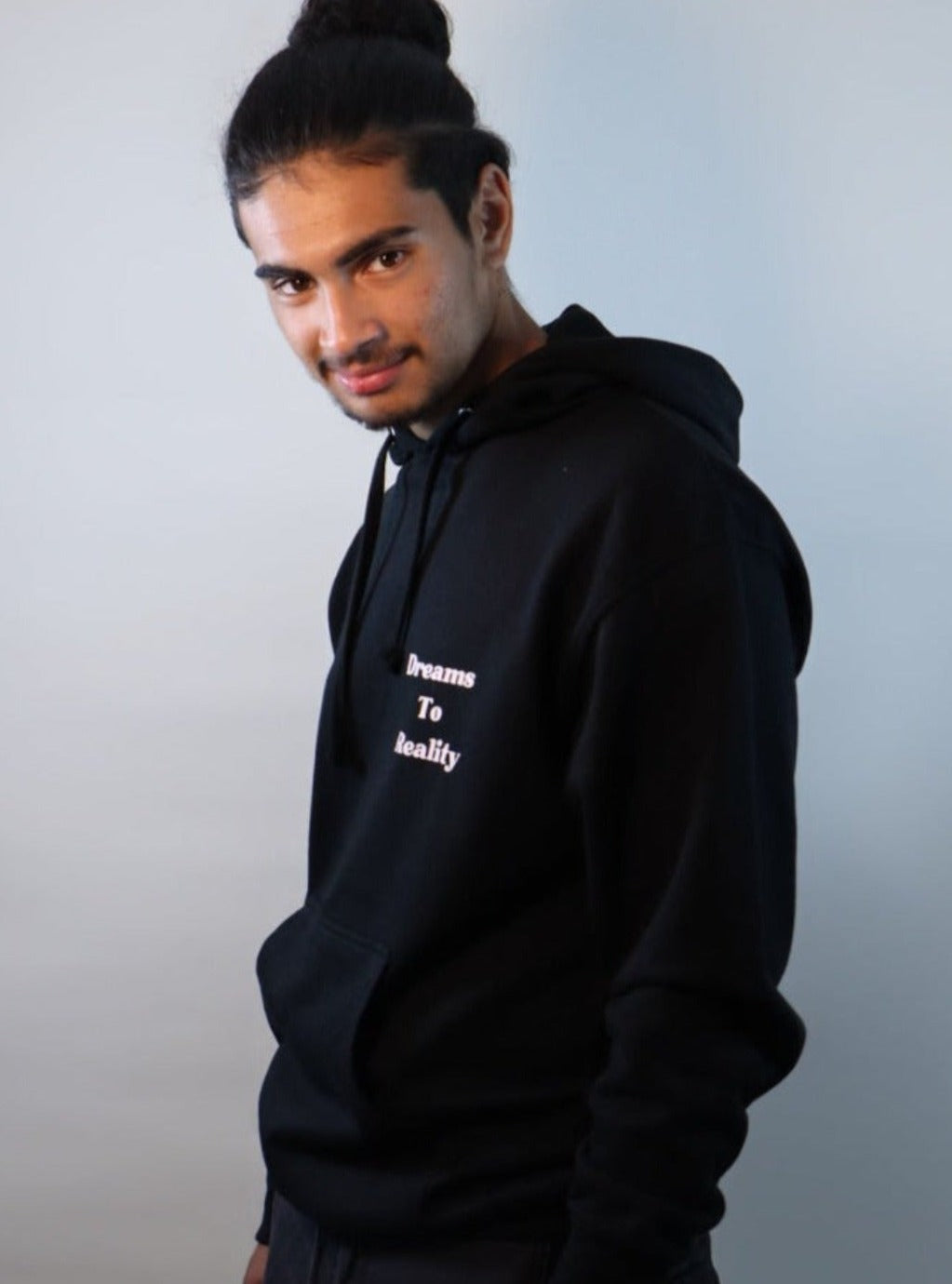 CLASSIC DREAMS TO REALITY HOODIE - BLACK