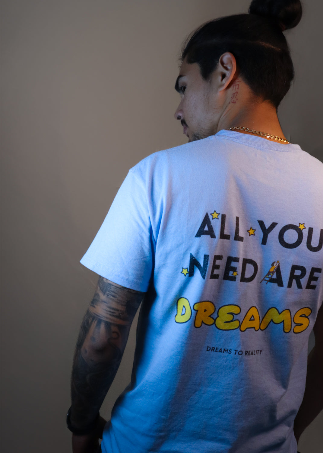 ALL YOU NEED ARE DREAMS TSHIRT - LIGHT BLUE